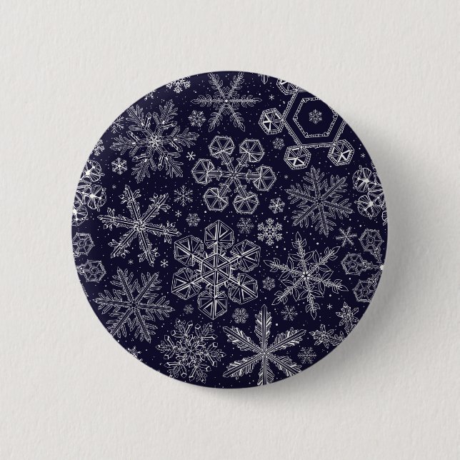 White Snowflakes on blue 6 Cm Round Badge (Front)