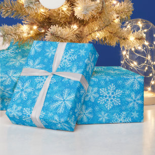 White snowflakes pattern wrapping paper