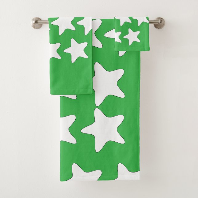 White Stars On Green Bath Towel Set (Insitu)