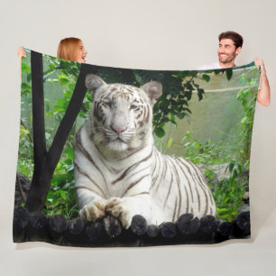 WHITE TIGER FLEECE BLANKET