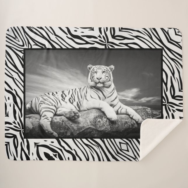 White Tiger Sherpa Blanket (Front (Horizontal))