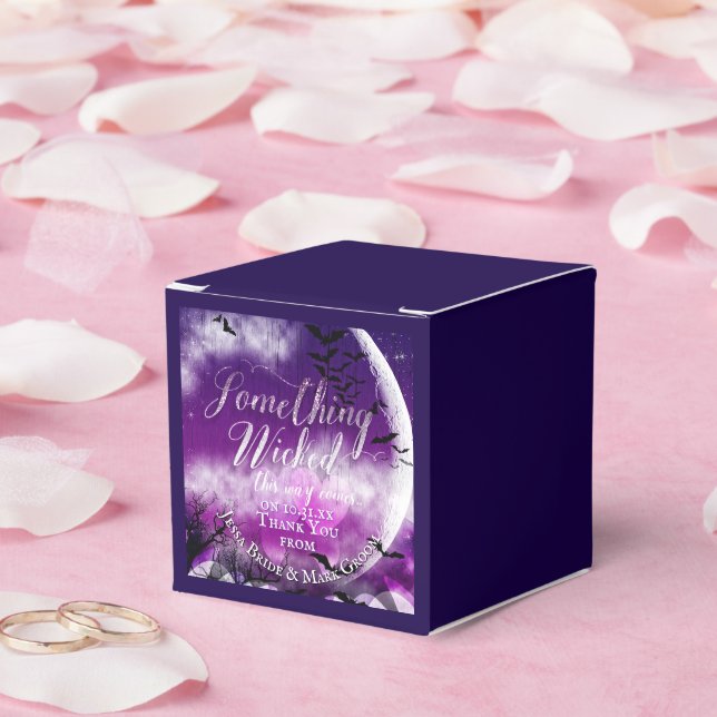 Wicked Fun Halloween Love Moon Wedding Favour Box (Wedding)
