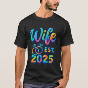 Wife Est 2025 Just Married Honeymoon Wedding Coupl T-Shirt