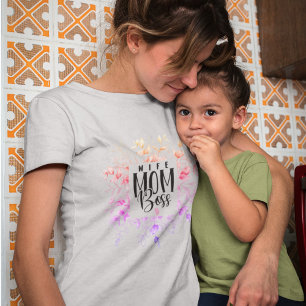 Wife mom boss water colour mother’s day  T-Shirt