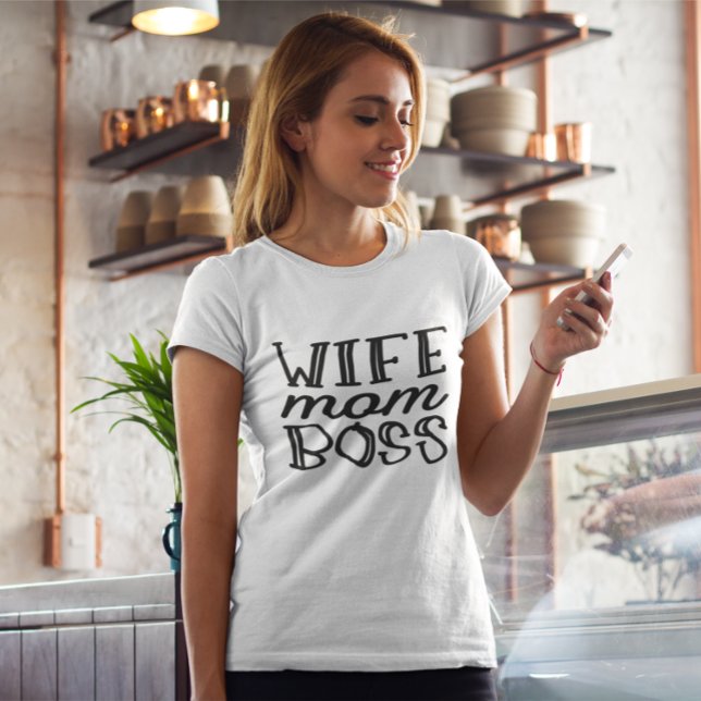 Wife Mum Boss - TShirt for Mum (Creator Uploaded)