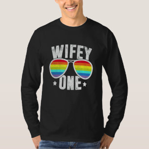 Wife One Two Brides Lgbt Lesbian Wedding Rainbow M T-Shirt