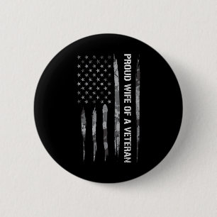 Wife_ Proud Wife Of A Veteran - American Flag 6 Cm Round Badge