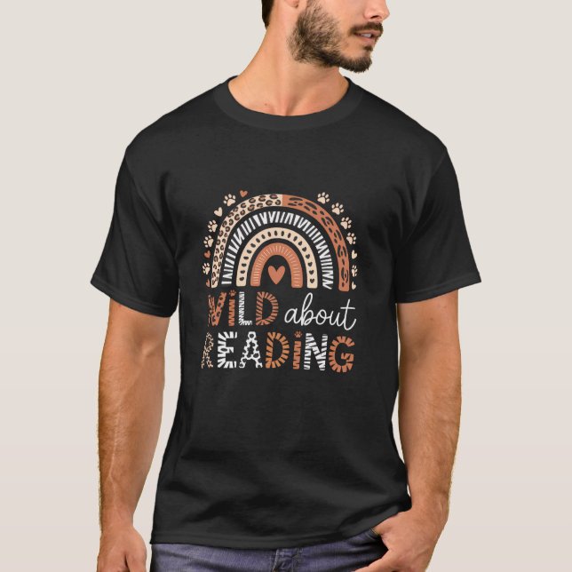 Wild About Reading Books Reader Lover Bookworm Lib T-Shirt (Front)