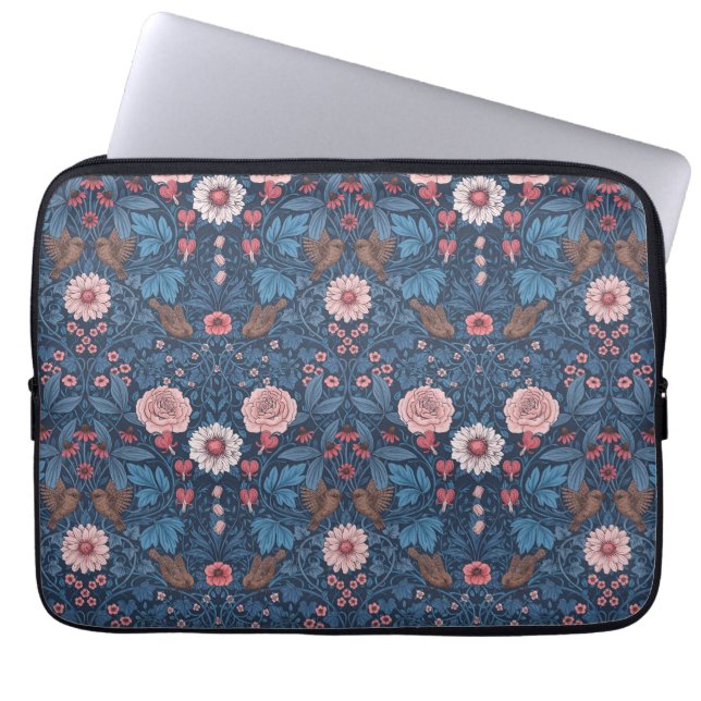 Wild garden in blue laptop sleeve (Front)