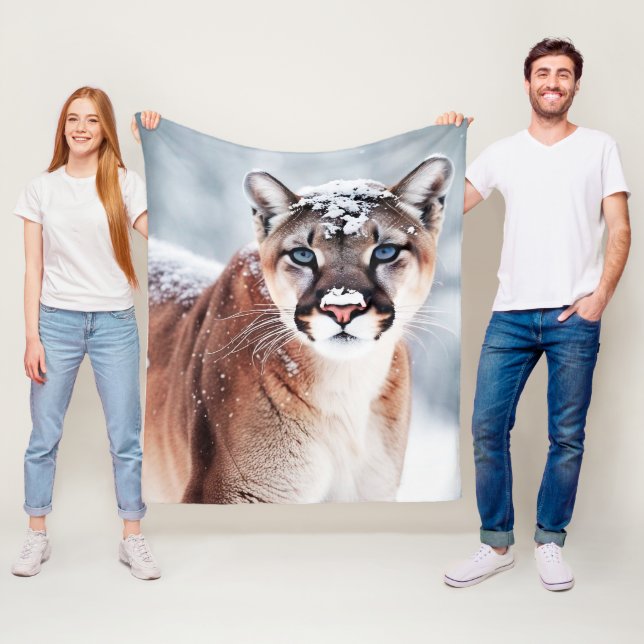 Wild puma winter fleece blanket (In Situ)