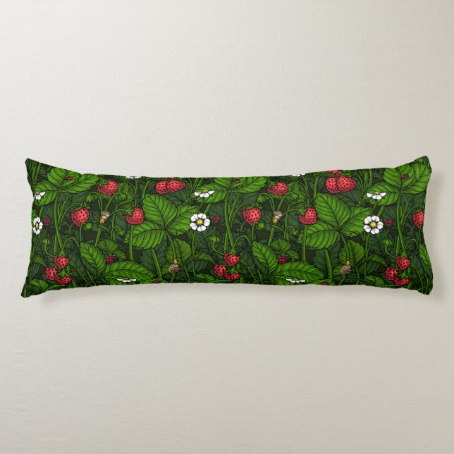 Wild strawberries body cushion (Front)
