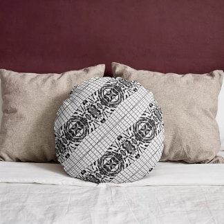 Wildcat Matrix - Bengal Cat Leopard Black & White Round Cushion