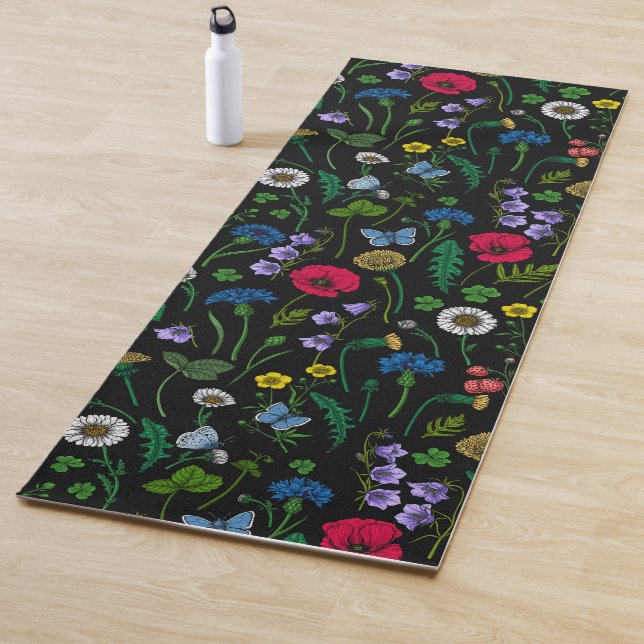 Wildflowers on black yoga mat (In Situ)