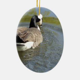 Wildlife Goose swimming in Lake, Water Circle Ceramic Tree Decoration