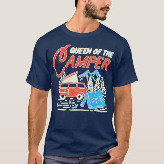 Wildlife Nature Queen Of The Camper  T-Shirt