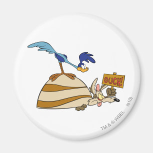 WILE E. COYOTE™ and ROAD RUNNER™ Acme Products 5 Magnet