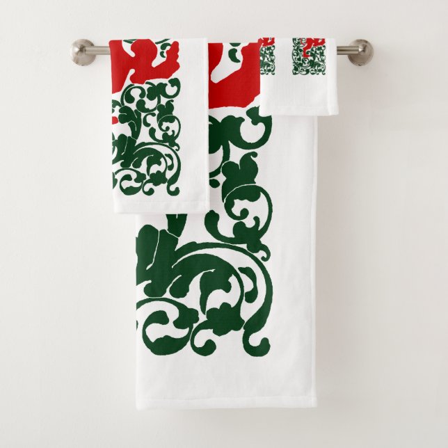 Will Bradley Heraldic Lion Bath Towel Set (Insitu)