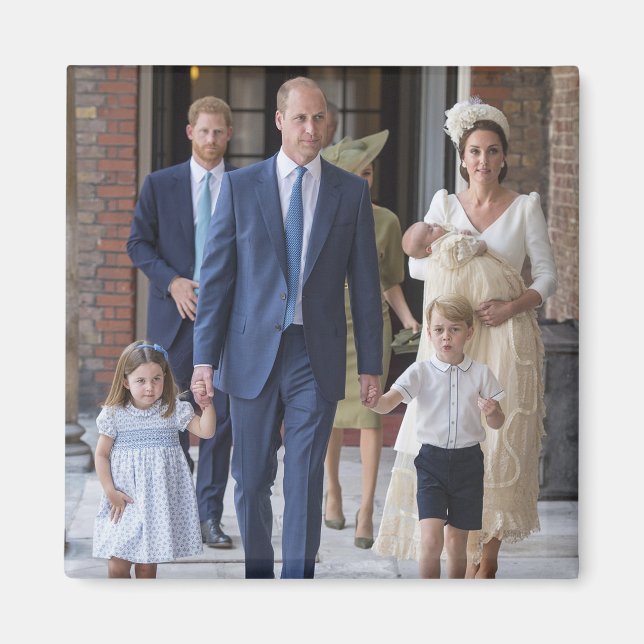 William, Kate and kids Magnet (Front)