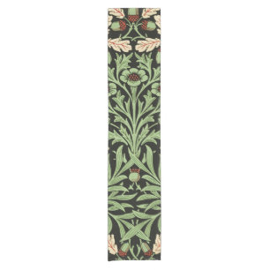 William Mirrors Acorns & Oak Leaves Summer Garden Short Table Runner