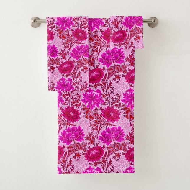 William Morris Chrysanthemums, Burgundy and Pink Bath Towel Set (Insitu)