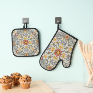 William Morris Floral Circle Flower Illustration Oven Mitt & Pot Holder Set