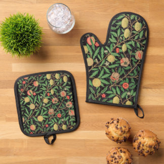 William Morris Fruit Pattern Oven Mitt & Pot Holder Set