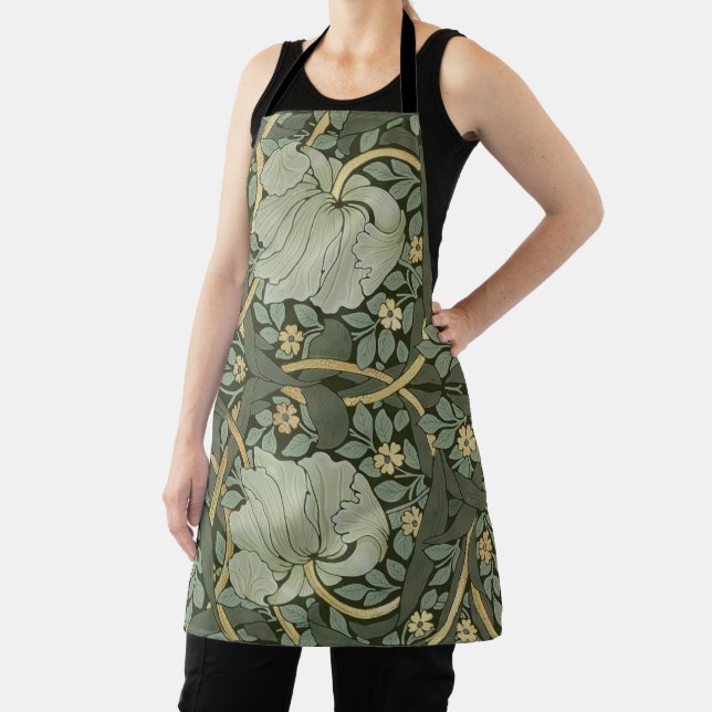 William Morris Pimpernel Vintage Pattern Apron (Insitu)
