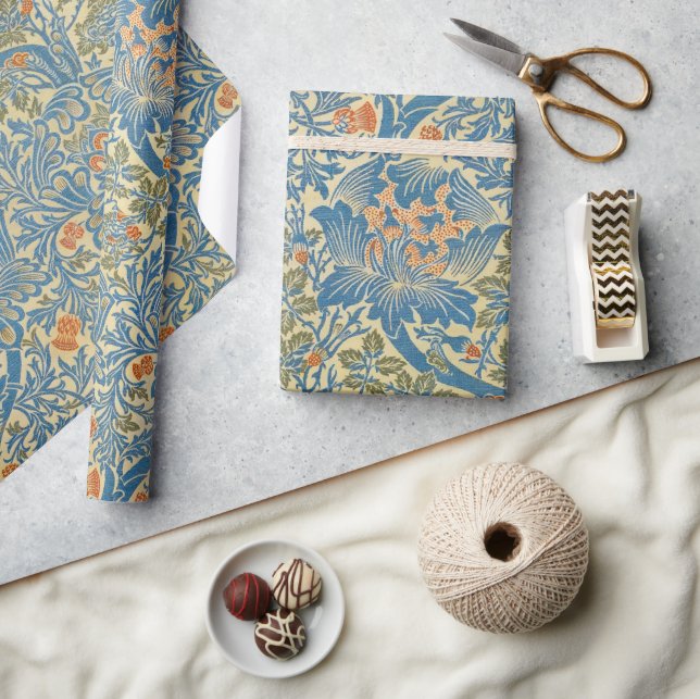 William Morris Rose & Thistle Floral Blue Wrapping Paper (Crafts)