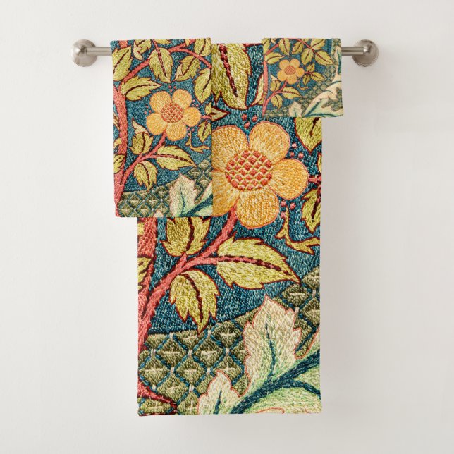 William Morris Rose Wreath  Bath Towel Set (Insitu)