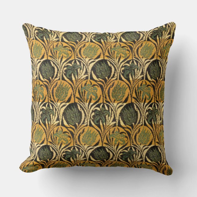 William Morris Tulips & Lilies Carpet Rug Classic  Cushion (Front)