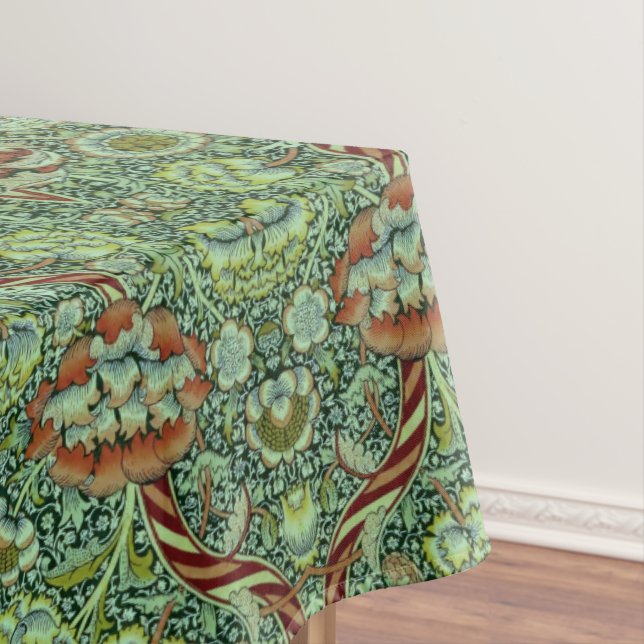  William Morris Vintage Floral Pattern Tablecloth (In Situ)