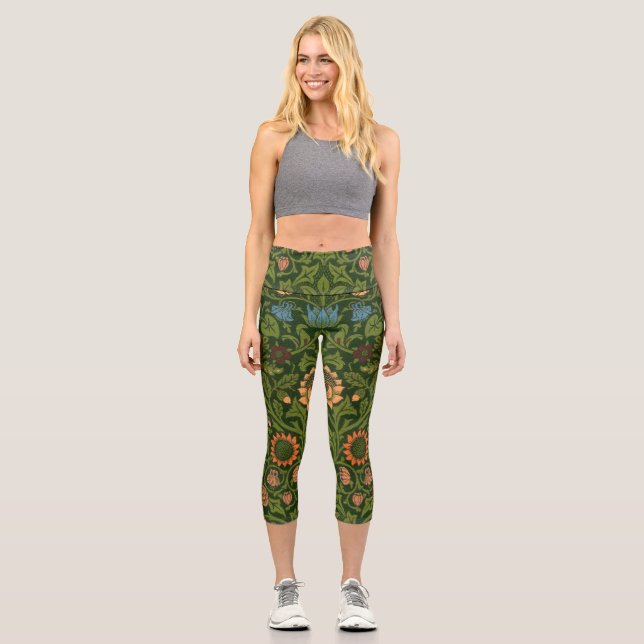William Morris Violet and Columbine Art Rug Capri Leggings (Front)