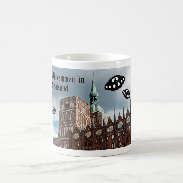 Willkommen in Stralsund. Extra-terrestial visitors Coffee Mug (Center)