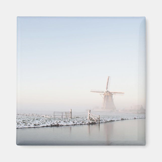 Windmill in the snow in winter magnet (Front)