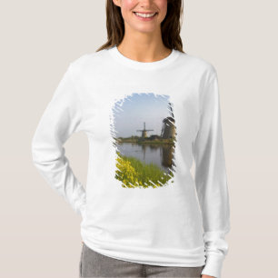 Windmills along the canal in Kinderdijk, T-Shirt