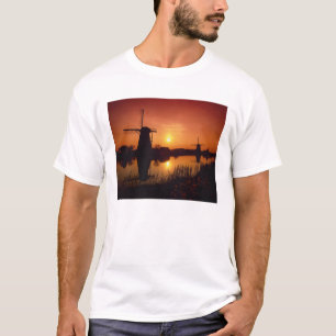 Windmills at sunset, Kinderdijk, Netherlands T-Shirt