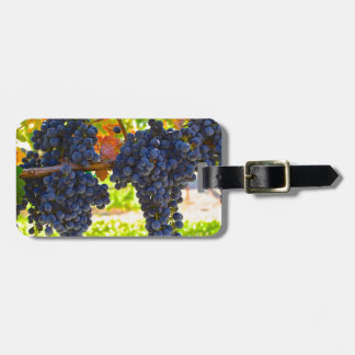 Wine grapes luggage tag