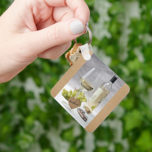 Wine Sommelier Vine Lover Bottle Grape Design Lugg Key Ring (Hand)