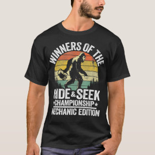 Winners Of The Hide Seek Championship 10mm T-Shirt