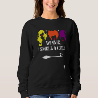 Winnie I Smell A Child Halloween Pregnancy Announc Sweatshirt