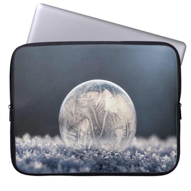 winter christmas 87 laptop sleeve (Front)