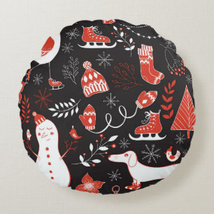 Winter Elements: Cute Hand Drawn. Round Cushion