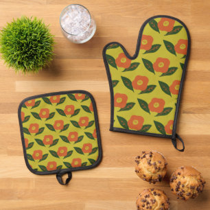 Winter Flower Oven Mitt & Pot Holder Set