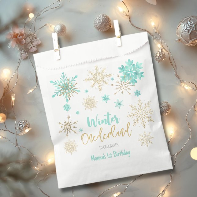 Winter onederland snowflakes birthday favour bags (Creator Uploaded)