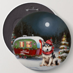 Winter Siberian Husky Caravan Christmas Adventure 6 Cm Round Badge