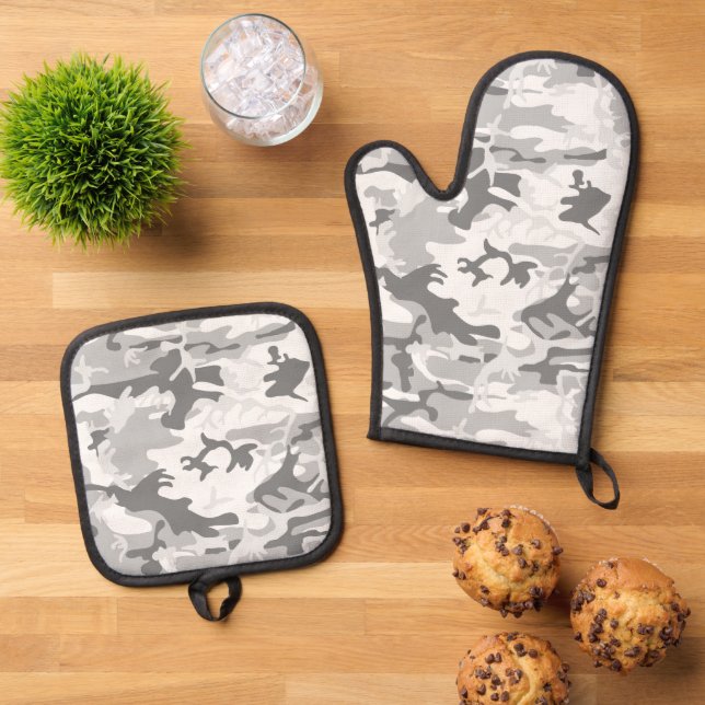 Winter Snow Grey Camouflage, Military, Army Oven Mitt & Pot Holder Set (Top Down)