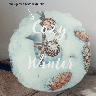 Winter still life round cushion