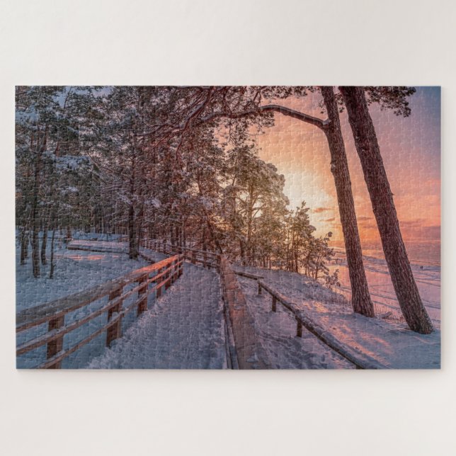 Winter sunset in pine forest near sea jigsaw puzzl jigsaw puzzle (Horizontal)