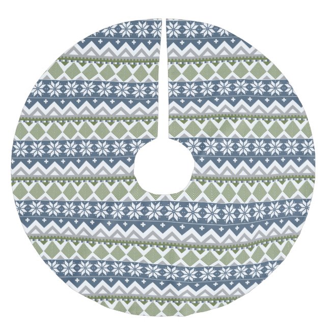 Winter Sweater Tree Skirt (Front)