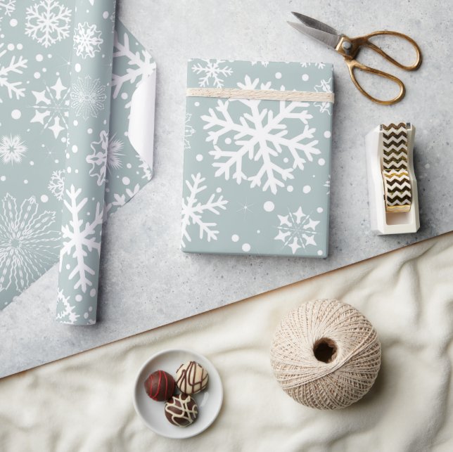Winters Snowflakes  Wrapping Paper (Crafts)